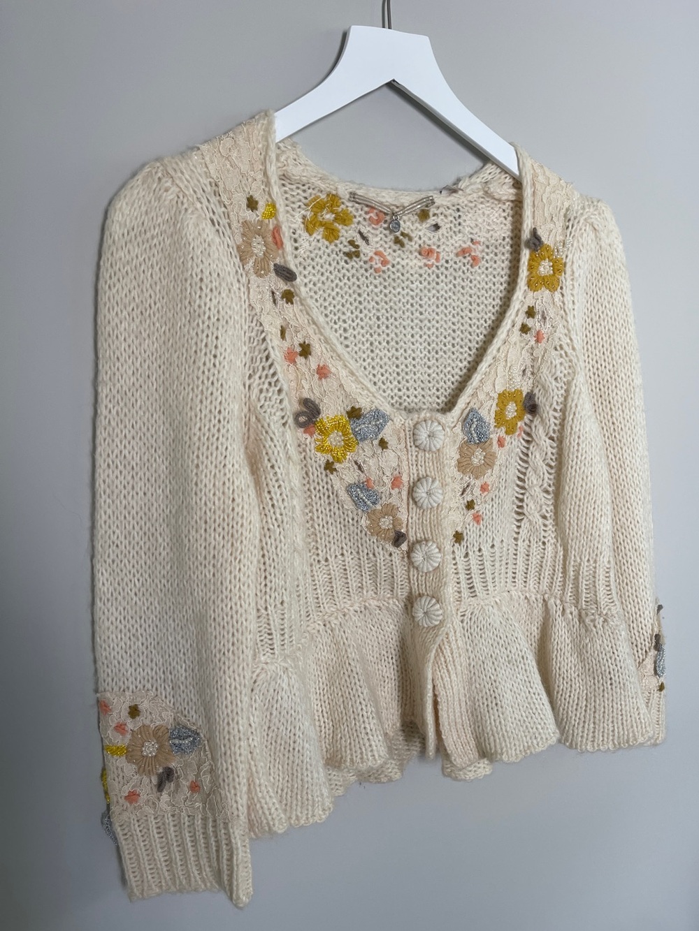 Knitted & Knotted Anthropologie Cream Floral Embroidered Open Knit Sweater M